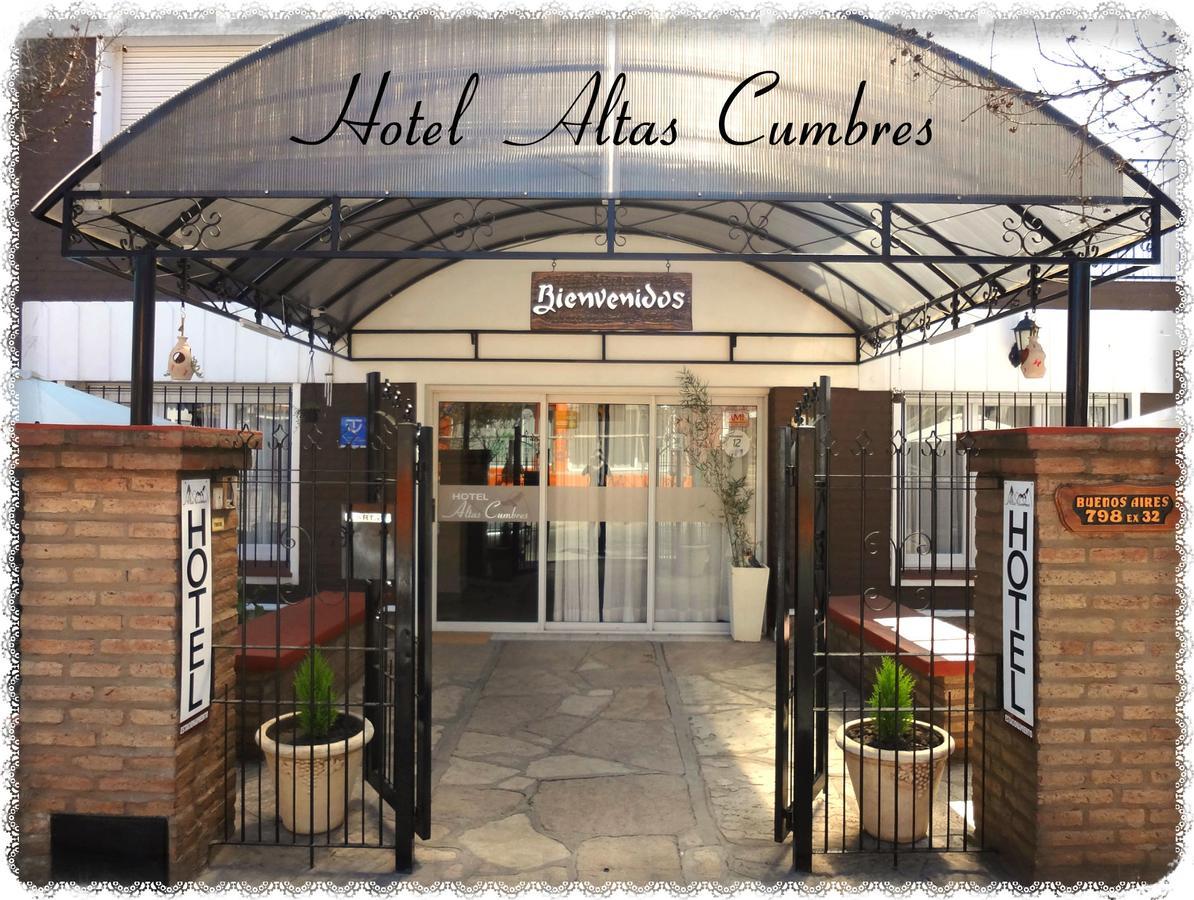 Hotel Altas Cumbres Вила Карлос Пас Екстериор снимка
