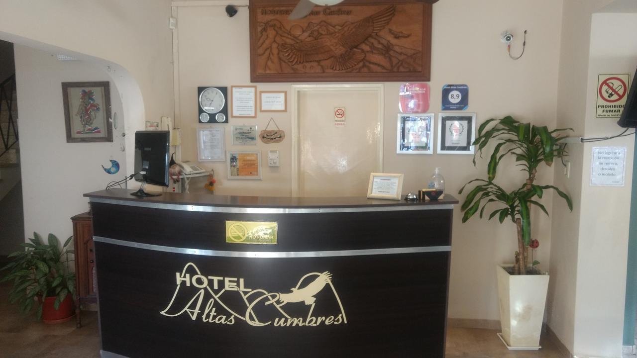 Hotel Altas Cumbres Вила Карлос Пас Екстериор снимка